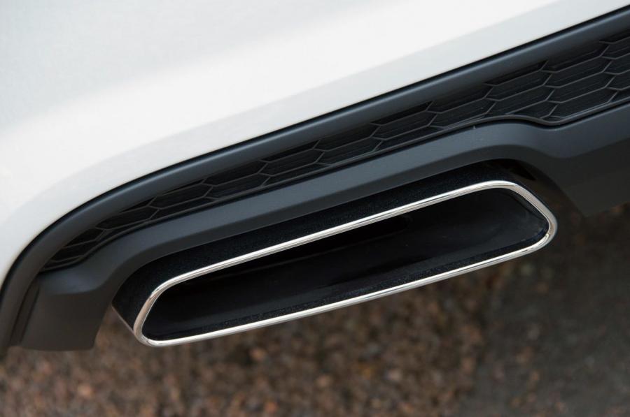 Детали экстерьера Audi A6 TFSI Sedan (4G, C7) 2014 года  (WW) (фото 8 из 28)